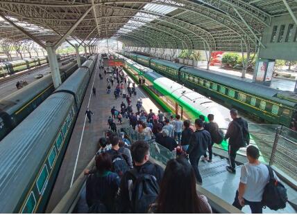  亚洲最大的火车站在南京？竟然不是北上广深？
